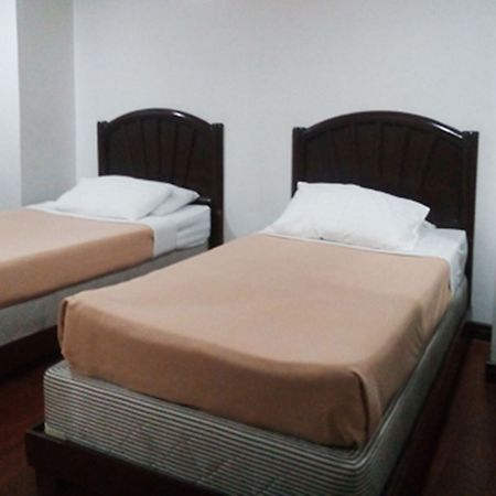 Pines View Hotel Багио Экстерьер фото